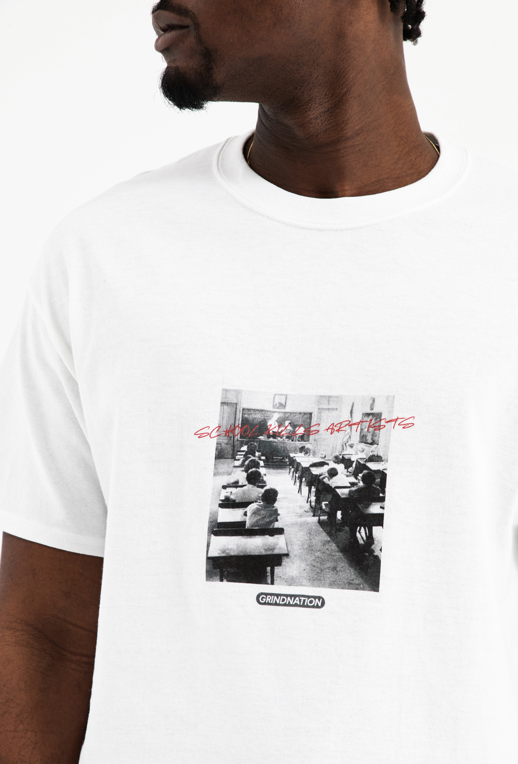 School Kills Artists - T-Shirt